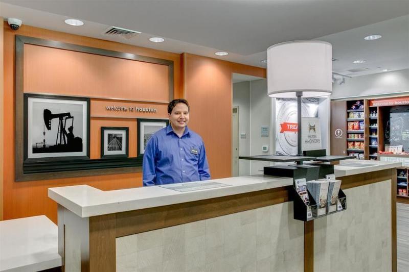 Hilton Garden Inn North Houston Spring Exterior photo